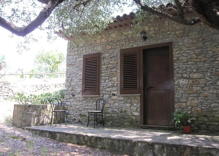 Agriturismo La Casa Vecchia